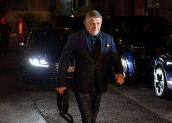 Slovacchia, il partito di Fico vince le elezioni: “Ora stop aiuti all’Ucraina”