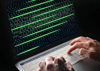 IT-Alert, hacker sfruttano falsi avvisi per svuotare i conti