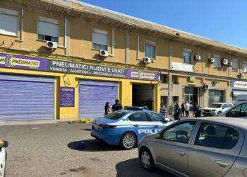 Cadavere in piazzale a Cagliari, due fermi per rapina