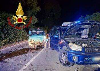 Alghero, scontro frontale: due persone ferite