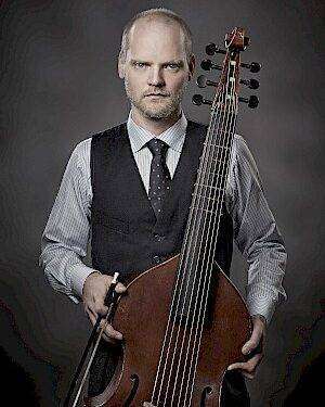Il virtuoso finlandese della viola da gamba Mikko Perkola a Cagliari il 24 ottobre