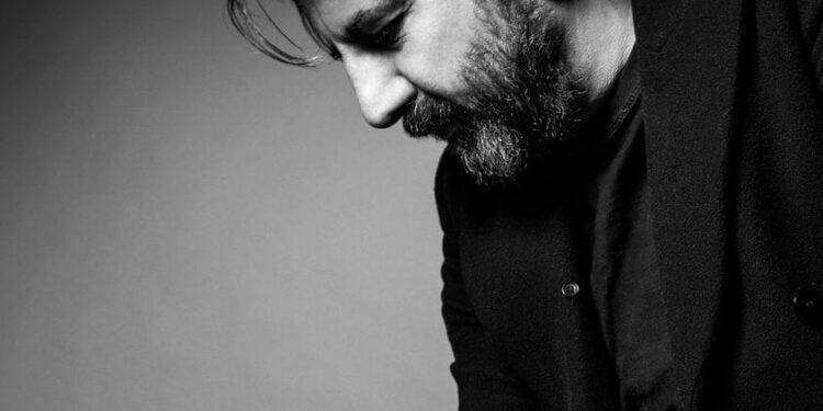 Omar Pedrini festeggia 35 anni di carriera: dai Timoria a oggi e lancia il tour “Goodbye rock’n’roll”