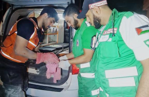 Bombardamenti israeliani sulla Striscia di Gaza: 950 morti e più di 5000 feriti, attaccate ambulanze e ospedali