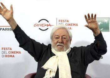 La maschera di Paolo Villaggio tra film e libri