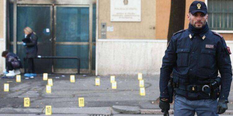 Bomba contro Scuola di Polizia, un arresto 7 anni dopo