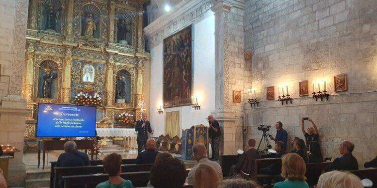 Truffe agli anziani in aumento a Sassari, polizia “denunciate”