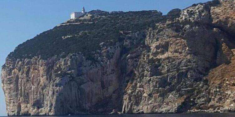 Alghero, Wwf in campo per salvare la falesia di Punta Giglio