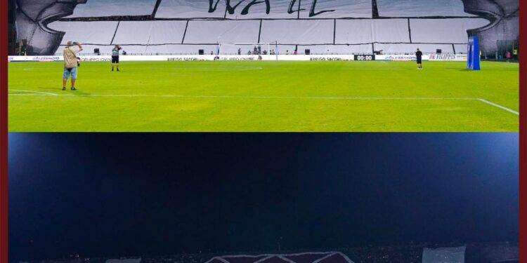 I Pink Floyd nella curva della Salernitana: guarda il video