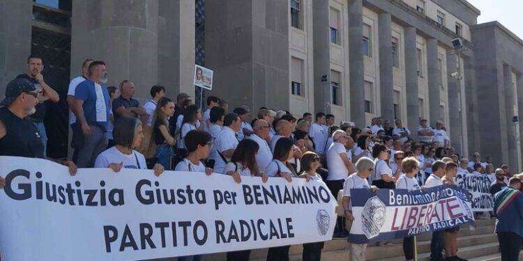 In carcere da 32 anni, nuovo sit-in per liberazione ergastolano