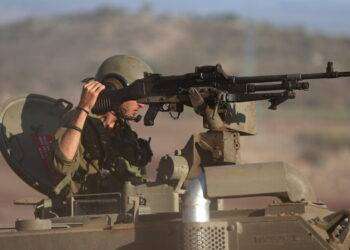 Regime israeliano ancora nella Striscia con soldati e tank