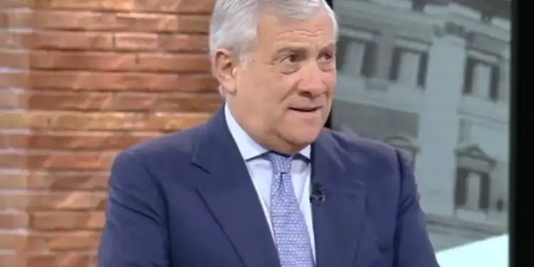 Propaganda di Tajani: “Missile su ospedale era di Hamas, mi pare che in Israele fino ad oggi sia prevalso il buon senso”