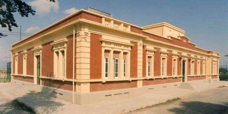 Dal 29 ottobre al Teatro delle Saline la compagnia Akròama porta in scena le rassegne Teatro Contemporaneo e Famiglie a teatro