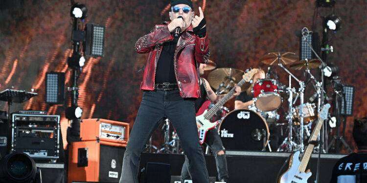 Vasco, polverizzati 240mila biglietti per i 5 live 2024