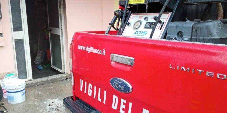 Paura a Tertenia, abitazione in fiamme