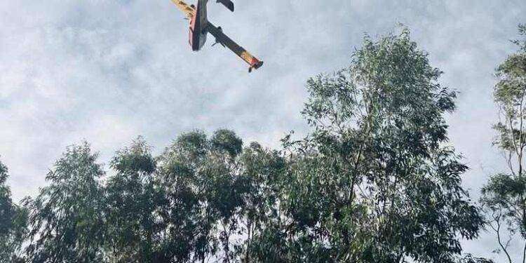 Fiamme in Sardegna, diversi incendi nell’isola: in azione i canadair ed evacuate 20 persone