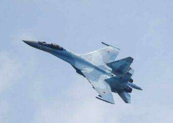 L’Iran ha finalizzato accordi per l’acquisto di jet da combattimento Sukhoi Su-35 e elicotteri russi
