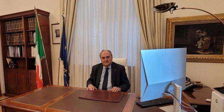 Vigili del Fuoco, insediato il nuovo Capo dipartimento, prefetto Renato Franceschelli