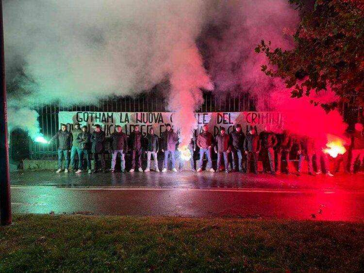 Casapound e la Rete dei Patrioti a Milano contro il Sindaco Sala