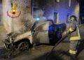 Pick up in fiamme a Gavoi, intervento dei Vigili del Fuoco