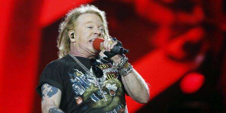 Axl Rose denunciato per aggressione sessuale