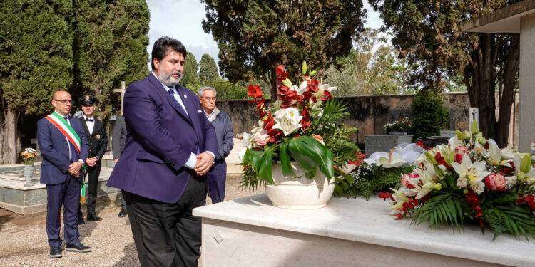 Commemorazione defunti, Solinas omaggia ex presidenti Regione