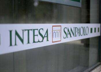 Antitrust, provvedimento cautelare su Intesa e Isybank
