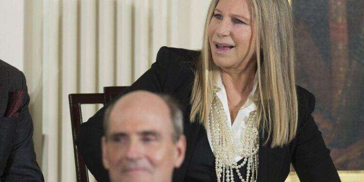 Barbra Streisand si racconta, esce il memoir tra musica, film e amori