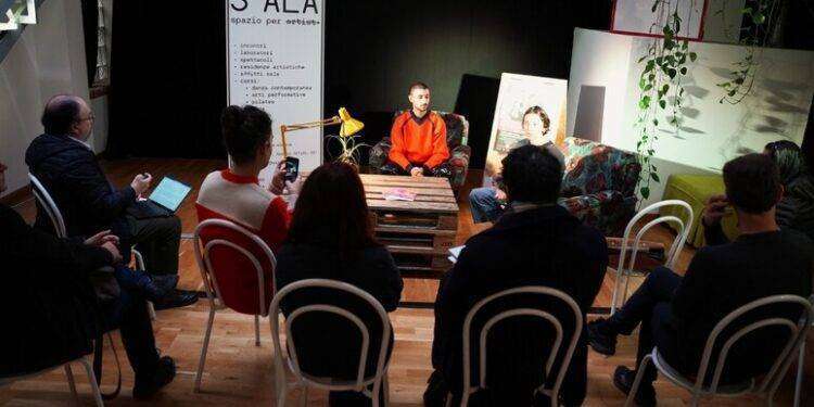 Igor X Moreno mettono in scena il Karrasekare inclusivo