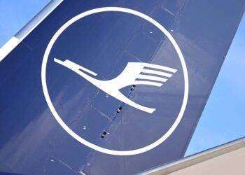 Dal 2024 Lufthansa consentirà WhatsApp gratis illimitato in volo