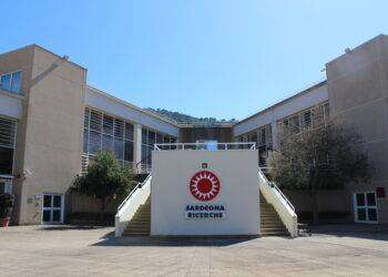 “Evitare nuove pandemie”, il mondo della virologia insieme alle case farmaceutiche si trova a Pula