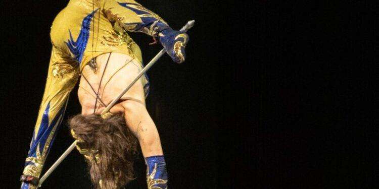 Silke Pan, l’acrobata paraplegica che non rinuncia ai sogni