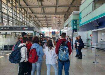 Torna il caro-voli a Natale, per Sicilia e Sardegna tariffe alle stelle