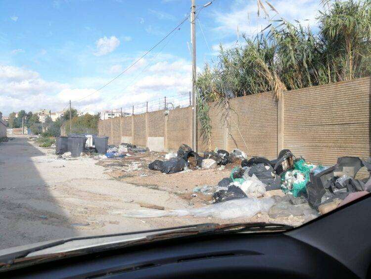 Cagliari, mega discarica vicino al cimitero di San Michele