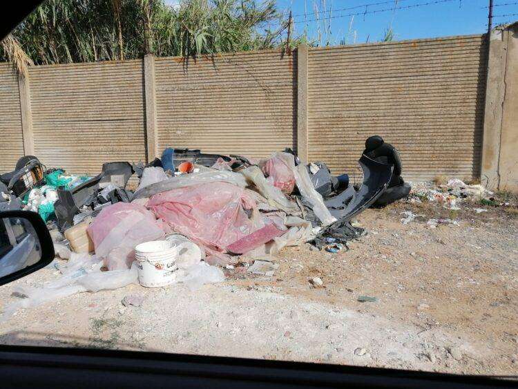 Cagliari, mega discarica vicino al cimitero di San Michele