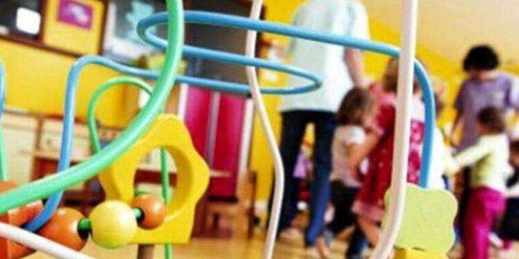 Solo un bimbo su 3 va al nido, la metà delle strutture ha liste d’attesa