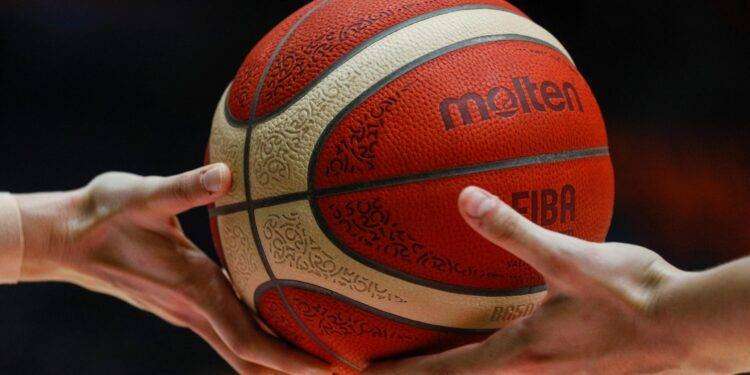 Basket: per la Dinamo sesta sconfitta in campionato a Pistoia