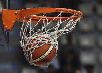 Basket: per la Dinamo sesta sconfitta in campionato a Pistoia