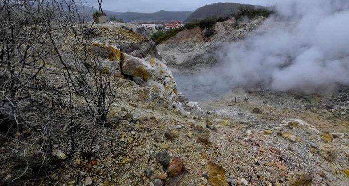 Campi Flegrei, spunta il verbale: “Magma risalito”