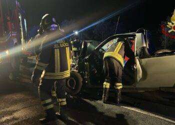 Morto nello scontro tra furgone e bus, vittima è 82enne nuorese