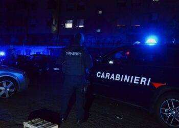 Auto fuori strada, 20enne muore mentre rincasava dopo lavoro