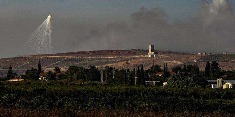 Libano, 2 giornalisti e un civile uccisi in raid Israele