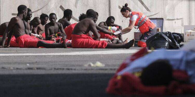 Frontex, 331mila arrivi di migranti in Ue, record dal 2015