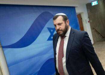 “Sganciare una bomba atomica su Gaza è un’opzione”: bufera sul ministro israeliano, subito sospeso