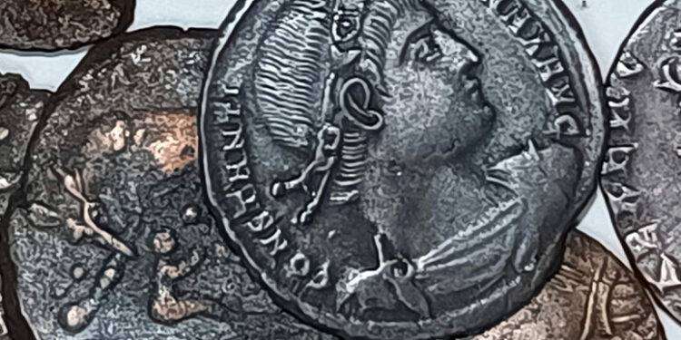 Da fondali sardi emerge enorme deposito di monete IV secolo d.C.