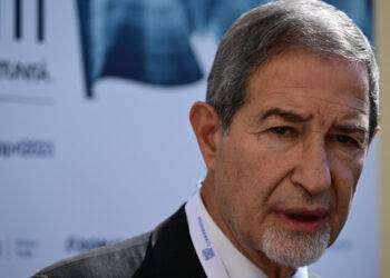 Musumeci: “Verso l’innalzamento dell’allerta ai Campi Flegrei”