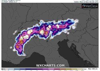 Meteo: neve sulle Alpi, ne cadrà fino a 1 metro nelle prossime ore