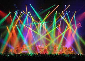 Turismo, bando per contributi ai Comuni per il ‘Cartellone degli eventi di Capodanno 2023’