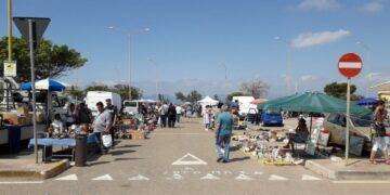 Cagliari, sospeso domenica 26 novembre 2023, il mercatino domenicale del parcheggio “cuore”