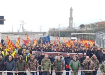 4 novembre Genova in piazza contro la guerra
