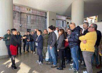 Nuova protesta degli ex lavoratori portuali di Cagliari